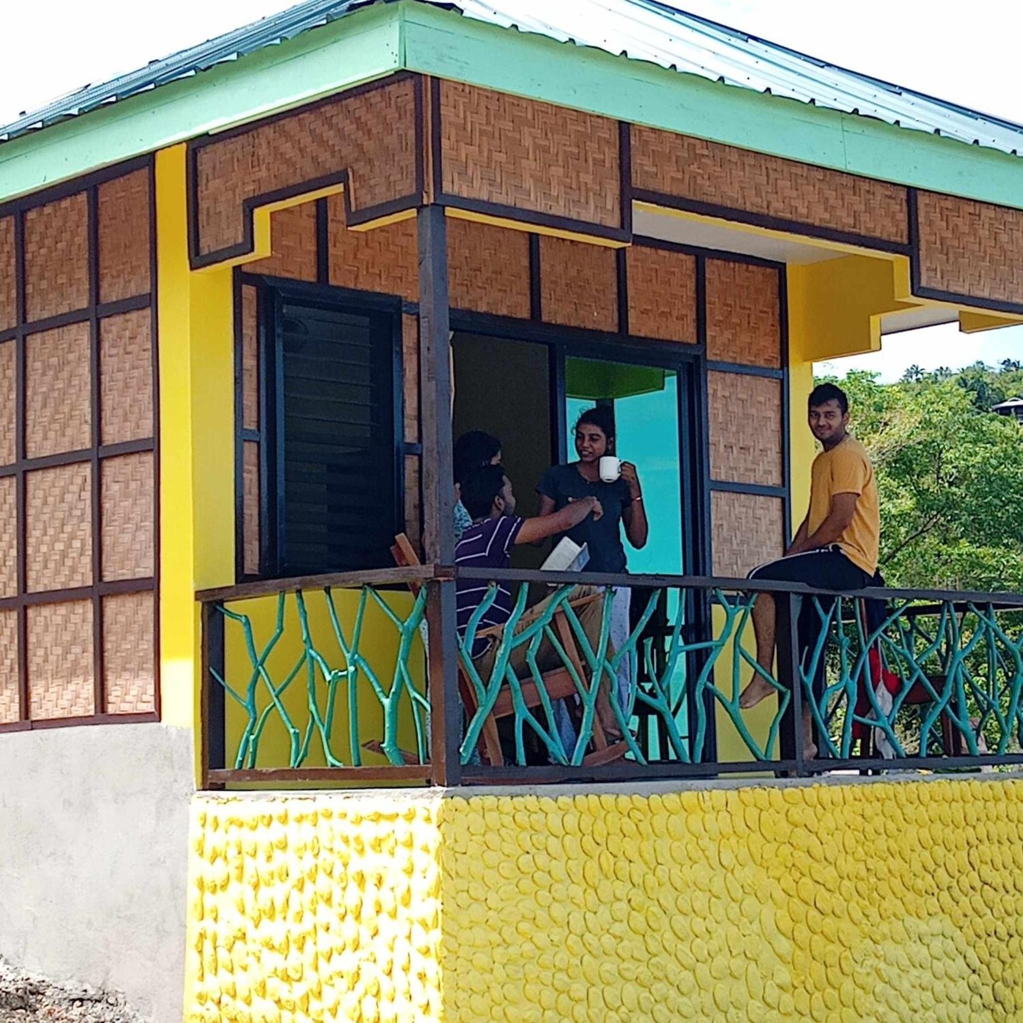 Thornton'S Sea View Cafe & Guesthouse Siquijor Eksteriør bilde
