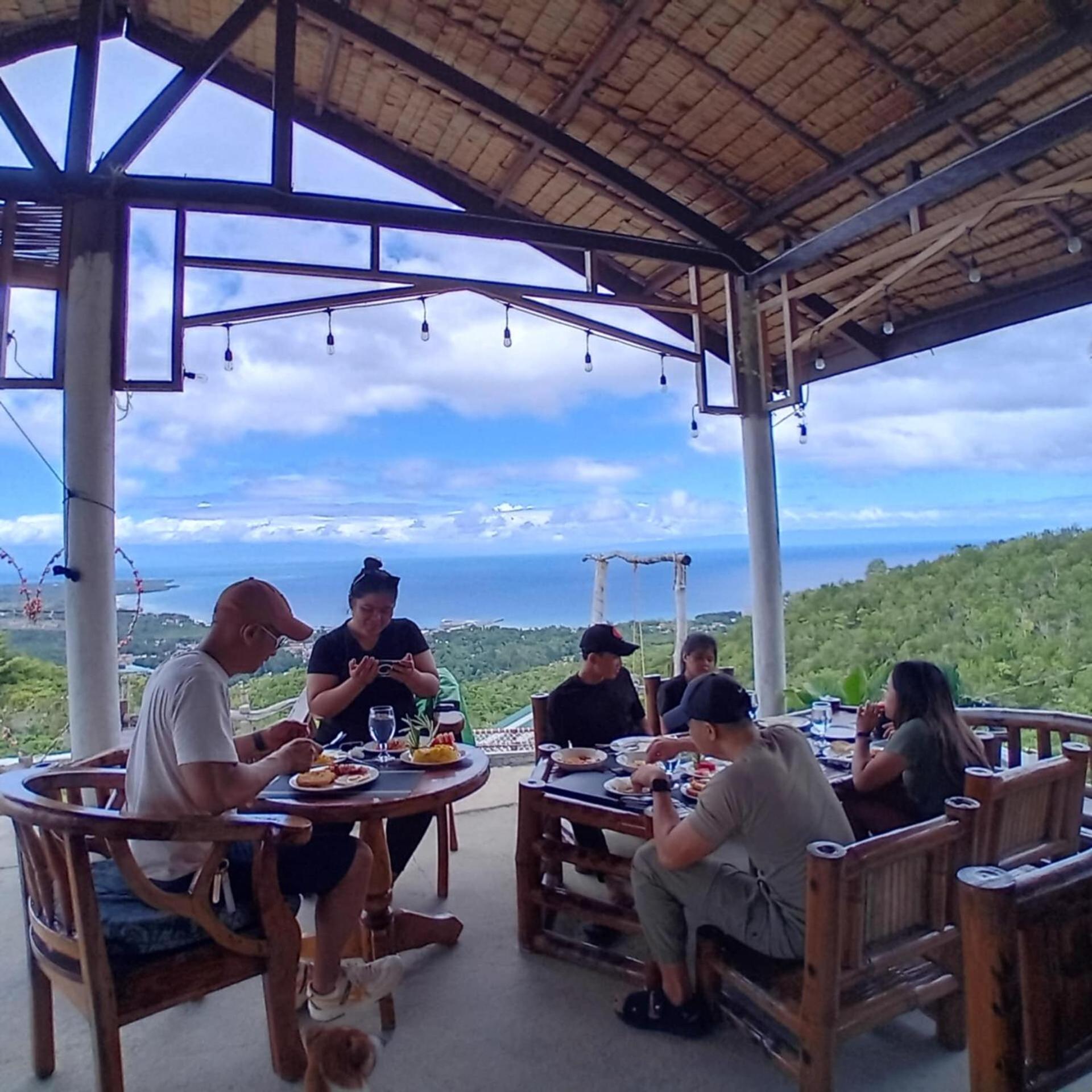 Thornton'S Sea View Cafe & Guesthouse Siquijor Eksteriør bilde
